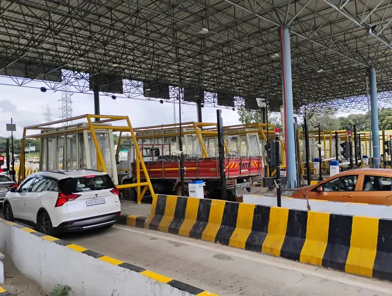 Rajasthan High Court Directs Swift Decision on Toll Plaza Relocation, Orders Toll Funds to Be Used for Tree Plantation